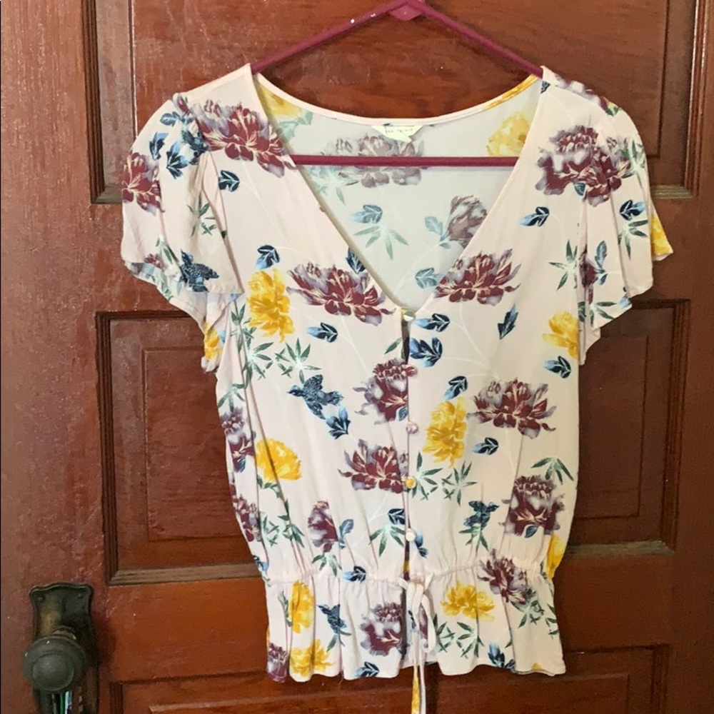 Aeropostale flowy shirt